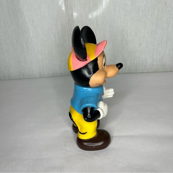 Mickey Mouse garden gnome - Picture 3 of 4